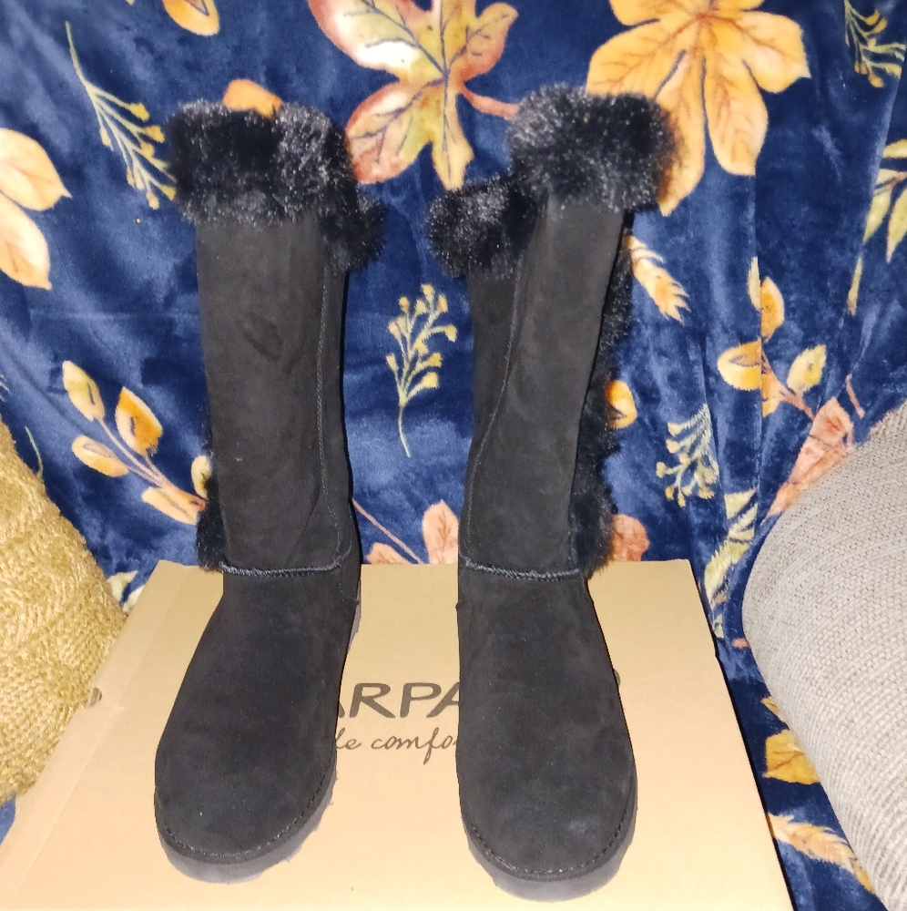 Bearpaw Women's boots